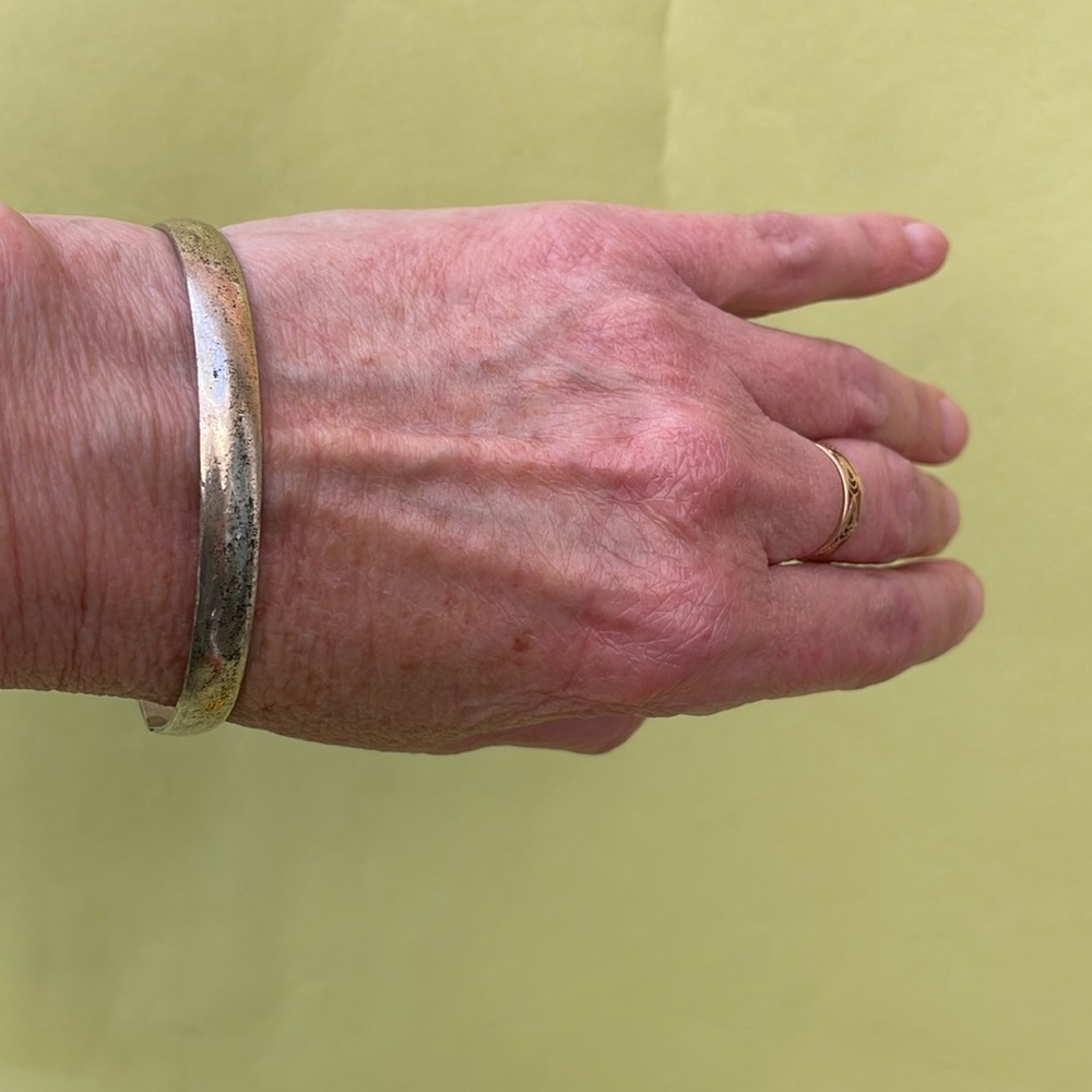 Vintage sterling silver bracelet